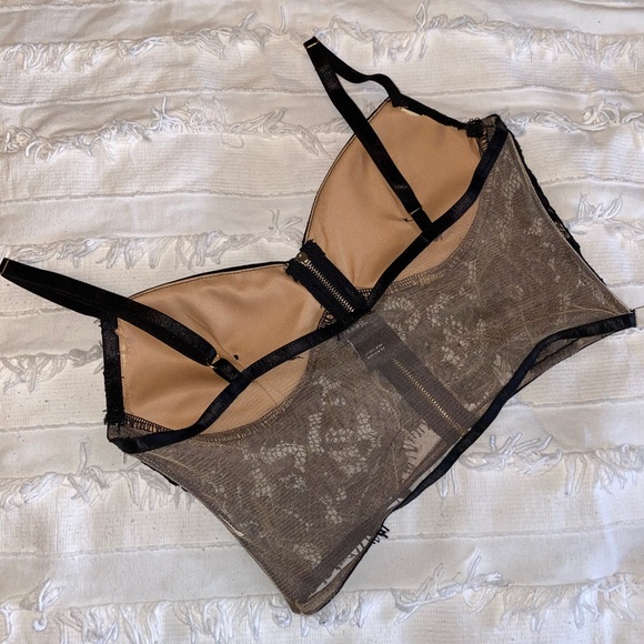 Top - Picture 2 of 2